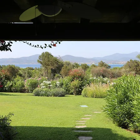 Dimora Delle Lucine, 60 Meters From The Cinta Semesterbostad