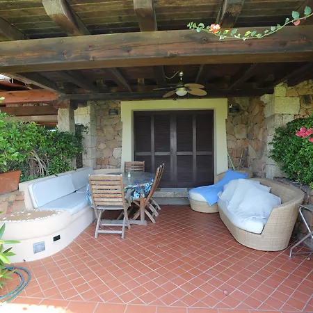 Dimora Delle Lucine, 60 Meters From The Cinta * Puntaldia